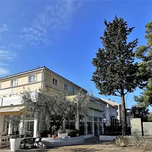 Lara Deluxe Superior 5 Star Apartment, Your Piece Of Heaven By The Sea & Park Apartmán